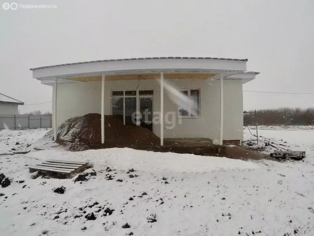 Дом в село Новое Барятино, Тихая улица (115 м) - Фото 1