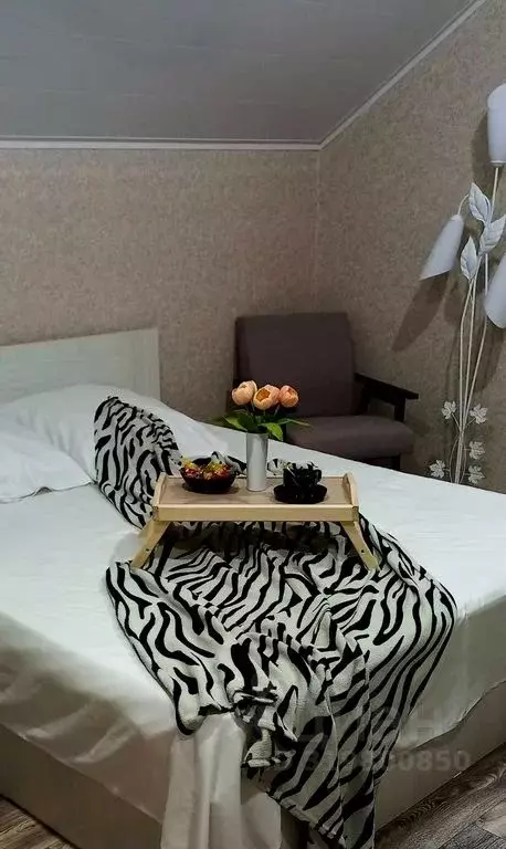 Дом в Воронежская область, Богучар ул. Виноградова, 44 (100 м) - Фото 0
