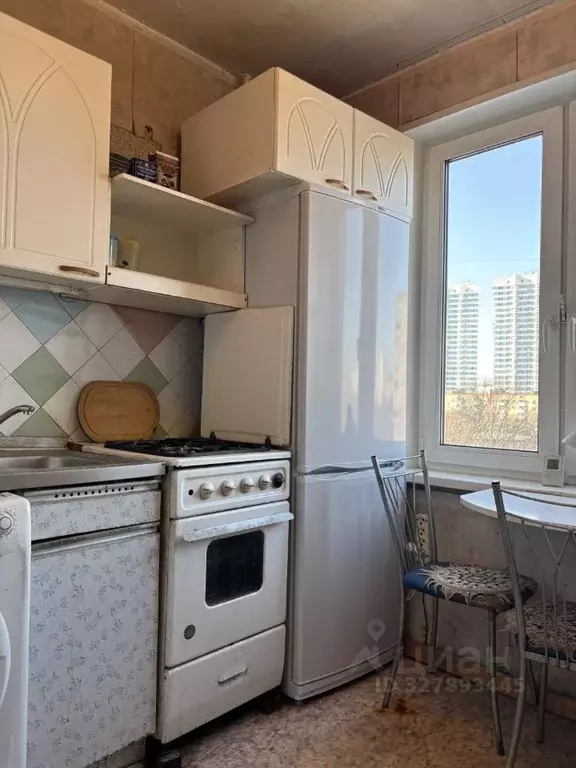 3-к кв. Москва ул. Лавочкина, 16К1 (48.8 м) - Фото 2