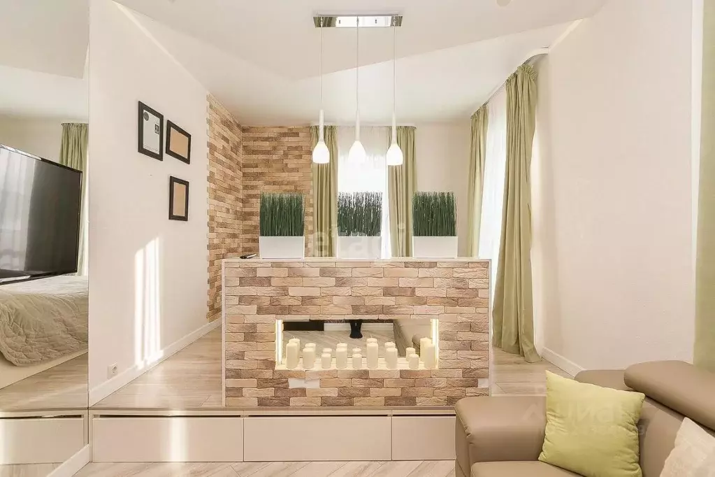 1-к кв. Тюменская область, Тюмень ул. 50 лет Октября, 57Ак1 (43.3 м) - Фото 1