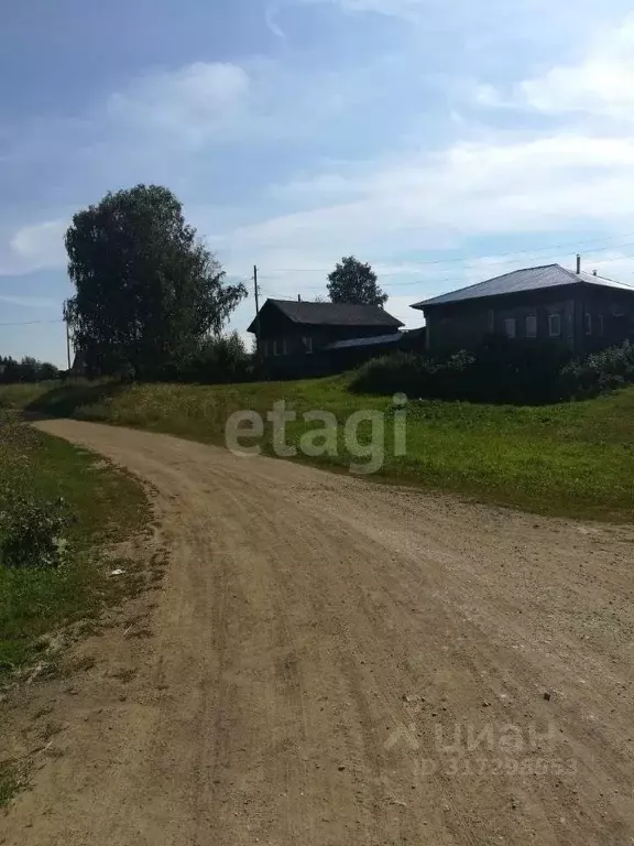 Дом в Свердловская область, Артинский муниципальный округ, с. ... - Фото 1