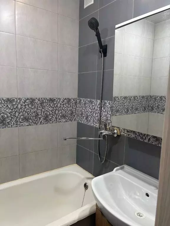 1-к кв. Кировская область, Киров ул. Лепсе, 6а (44.0 м) - Фото 2