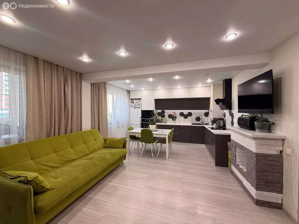 3-комнатная квартира: Киров, Мостовицкая улица, 9 (66.2 м) - Фото 2