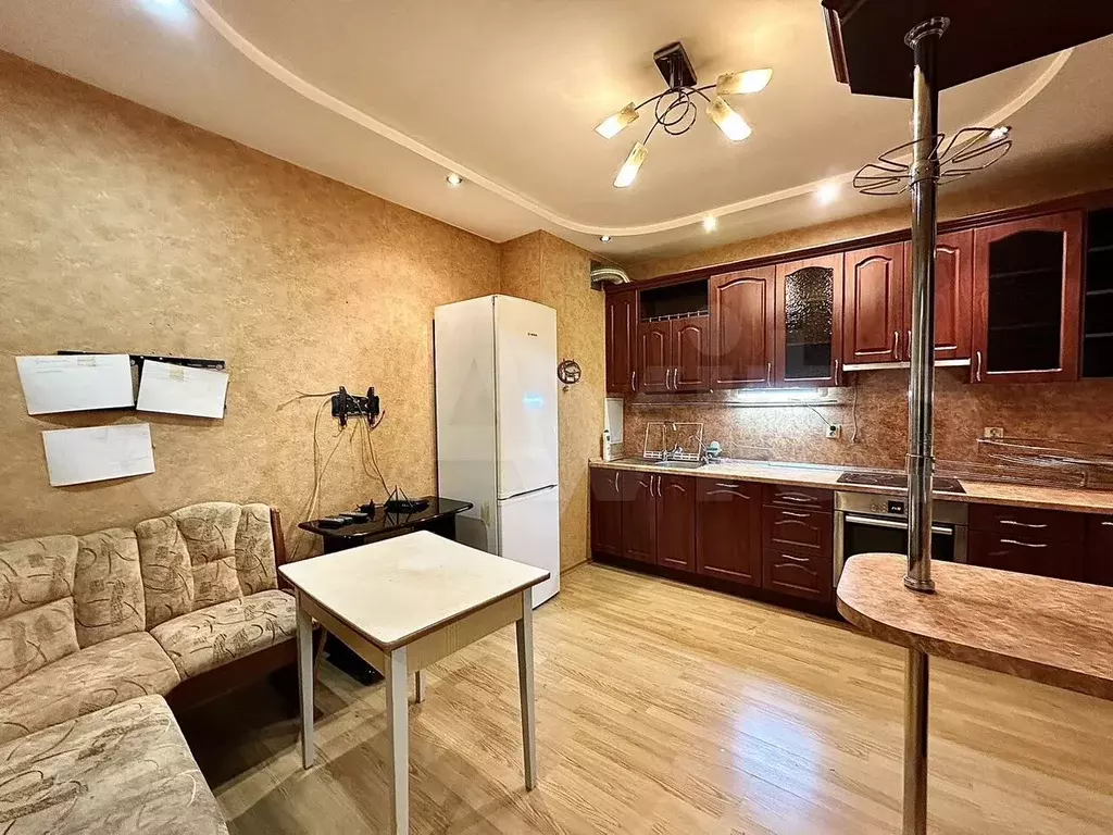 2-к. квартира, 70 м, 10/11 эт. - Фото 1