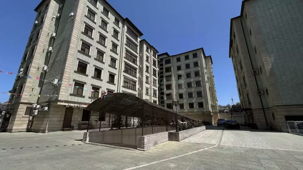 4-к кв. Дагестан, Махачкала ул. Циолковского, 11к1 (188.0 м) - Фото 0