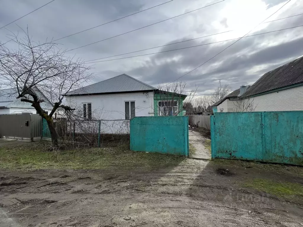 Дом в Краснодарский край, Лабинск Полевая ул., 10 (69 м) - Фото 1