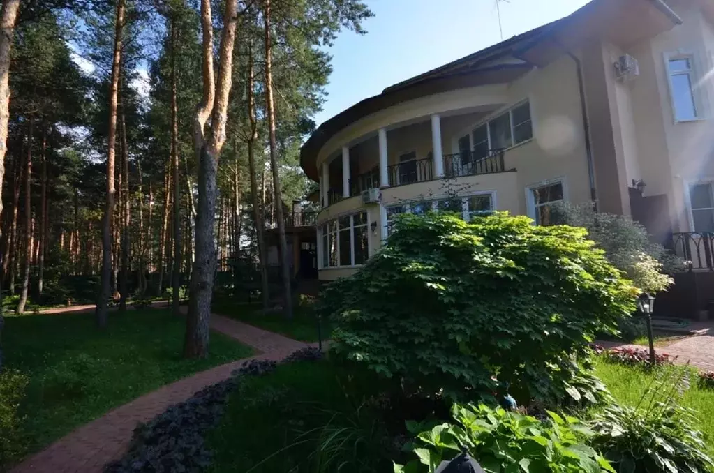 Дом в Московская область, Щелково городской округ, Монино пгт  (854 м) - Фото 1