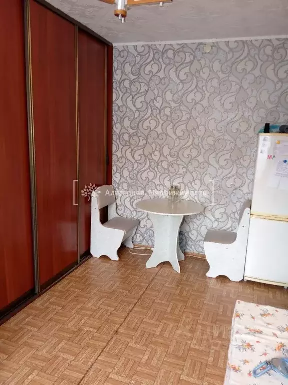 2-к кв. Томская область, Томск Промышленный пер., 9 (25.3 м) - Фото 0