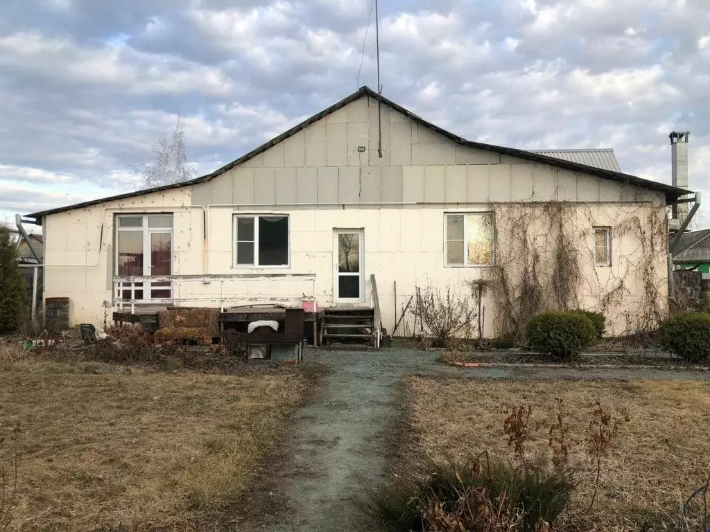 Дом в Челябинская область, Коркино Комсомольская ул., 102 (105 м) - Фото 0