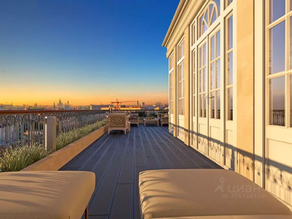 Квартира, 5 и более комнат, 240.4 м - Фото 2