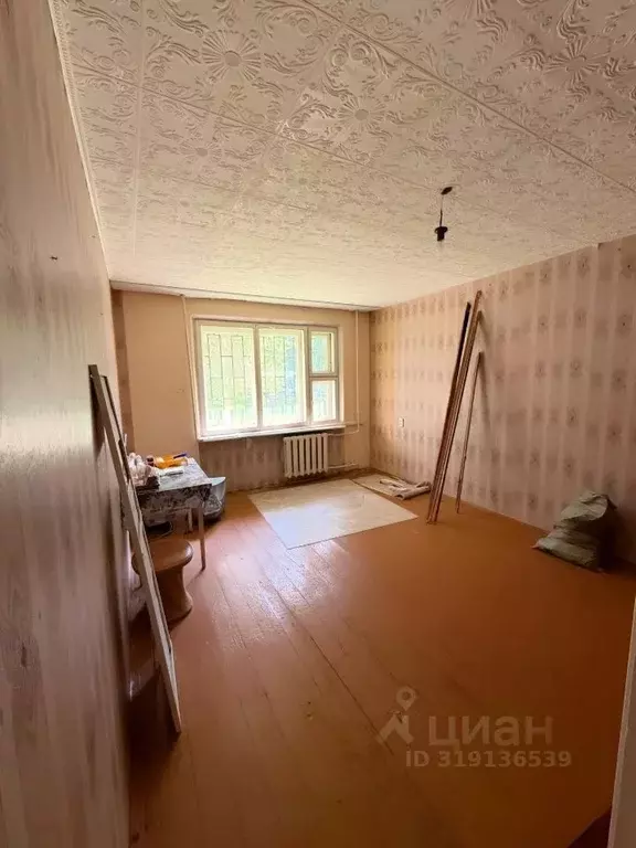 1-к кв. Иркутская область, Усть-Илимск ул. Героев Труда, 33 (36.6 м) - Фото 0