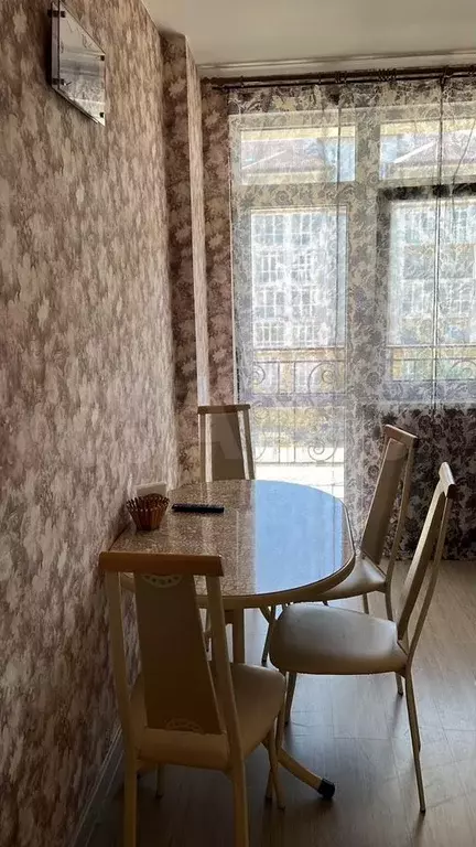 1-к. квартира, 45 м, 4/7 эт. - Фото 1