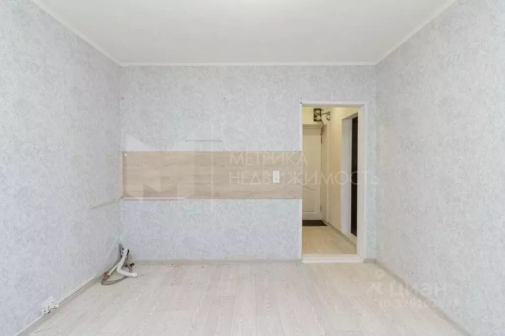 1-к кв. Тюменская область, Тюмень ул. Республики, 246 (35.0 м) - Фото 1