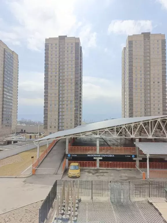 2-к кв. Красноярский край, Красноярск ул. Спандаряна, 1 (56.0 м) - Фото 1