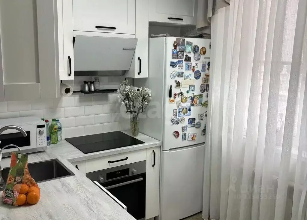 3-к кв. Белгородская область, Белгород ул. Попова, 37 (63.1 м) - Фото 1