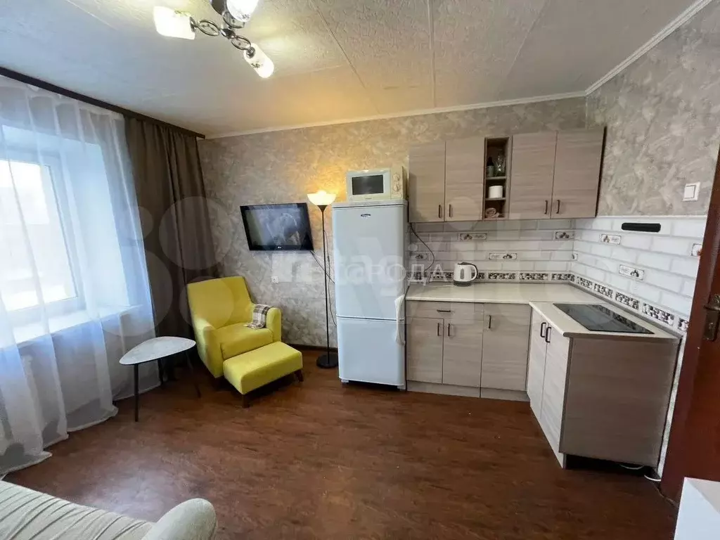 Комната 18 м в 1-к., 4/14 эт. - Фото 0