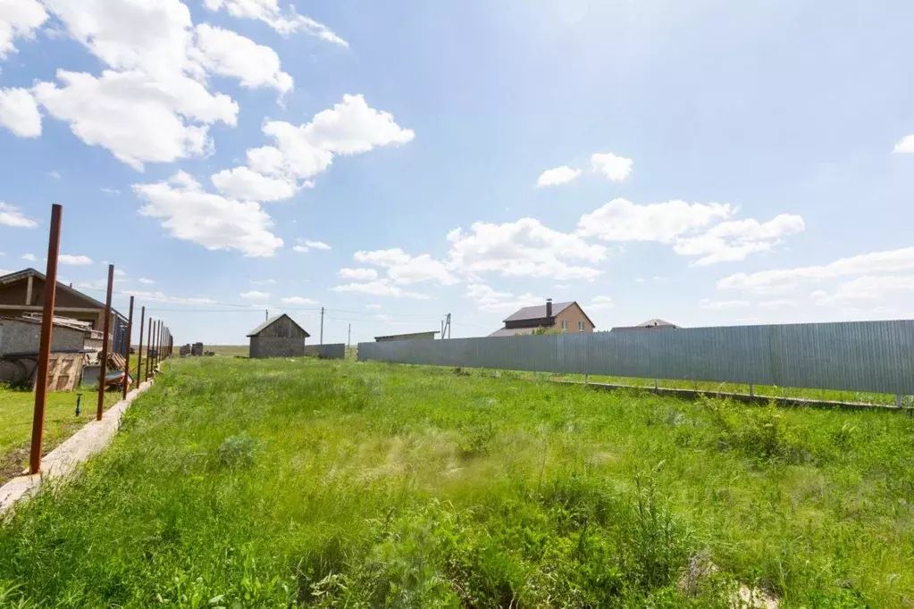 Участок в Оренбургская область, Оренбург городской округ, пос. ... - Фото 0