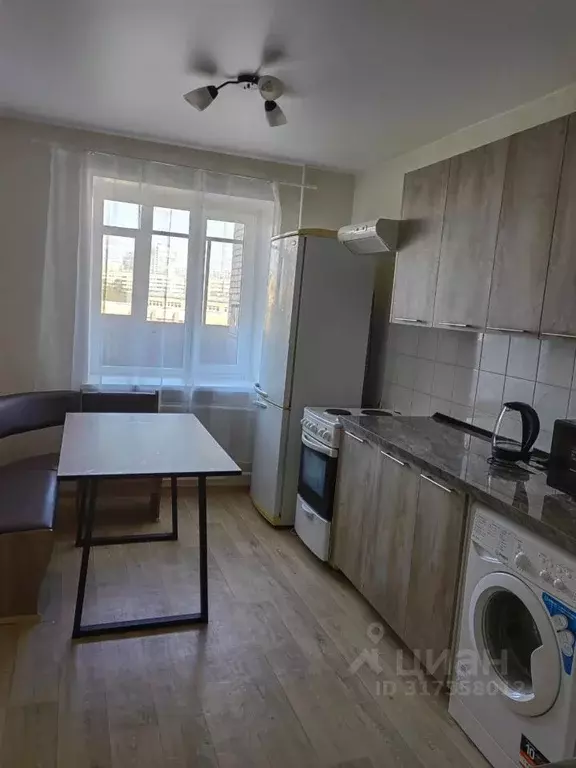 3-к кв. Санкт-Петербург ул. Нахимова, 7к3 (68.1 м) - Фото 0