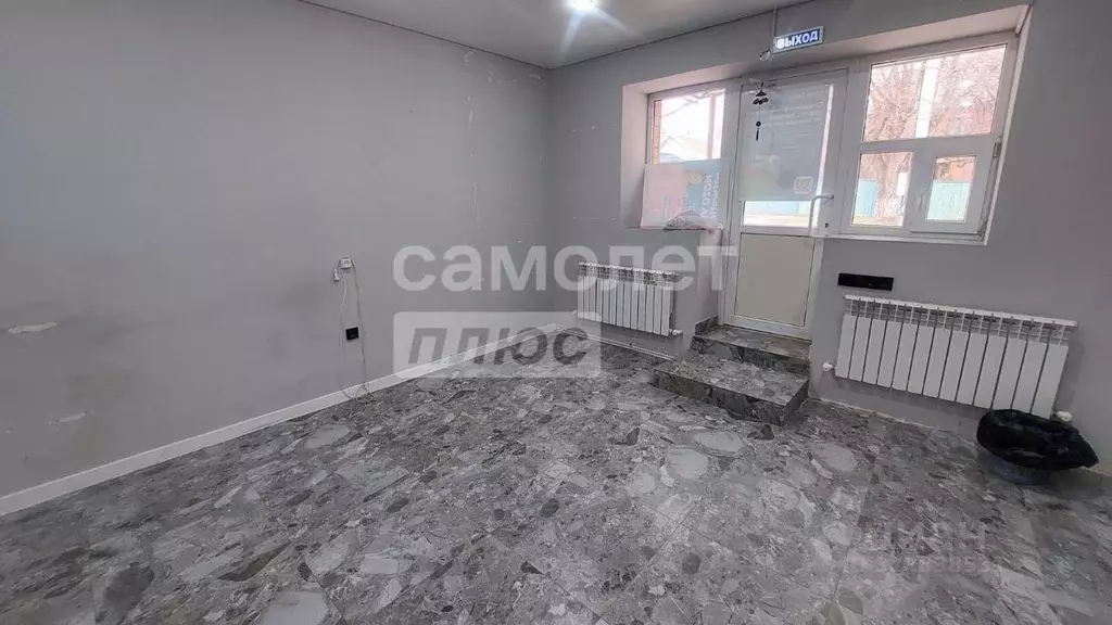 Помещение свободного назначения в Калмыкия, Элиста ул. Бимбаева, 12А ... - Фото 1