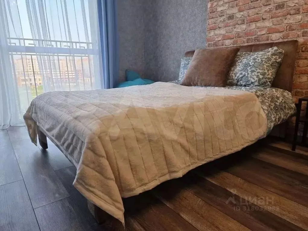1-к кв. Севастополь ул. Челнокова, 17к1 (40.0 м) - Фото 1