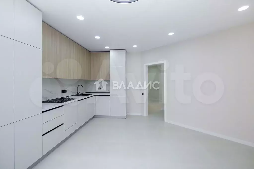 3-к. квартира, 93 м, 1/8 эт. - Фото 0