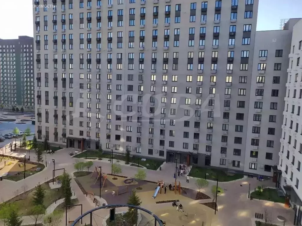1-комнатная квартира: Тюмень, улица Республики, 204к7 (34.8 м) - Фото 2