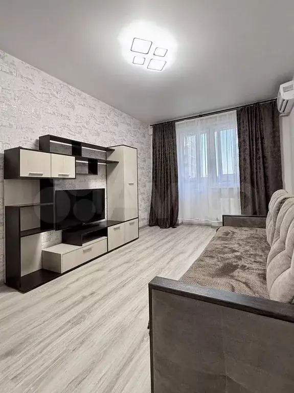 1-к. квартира, 41 м, 10/16 эт. - Фото 0