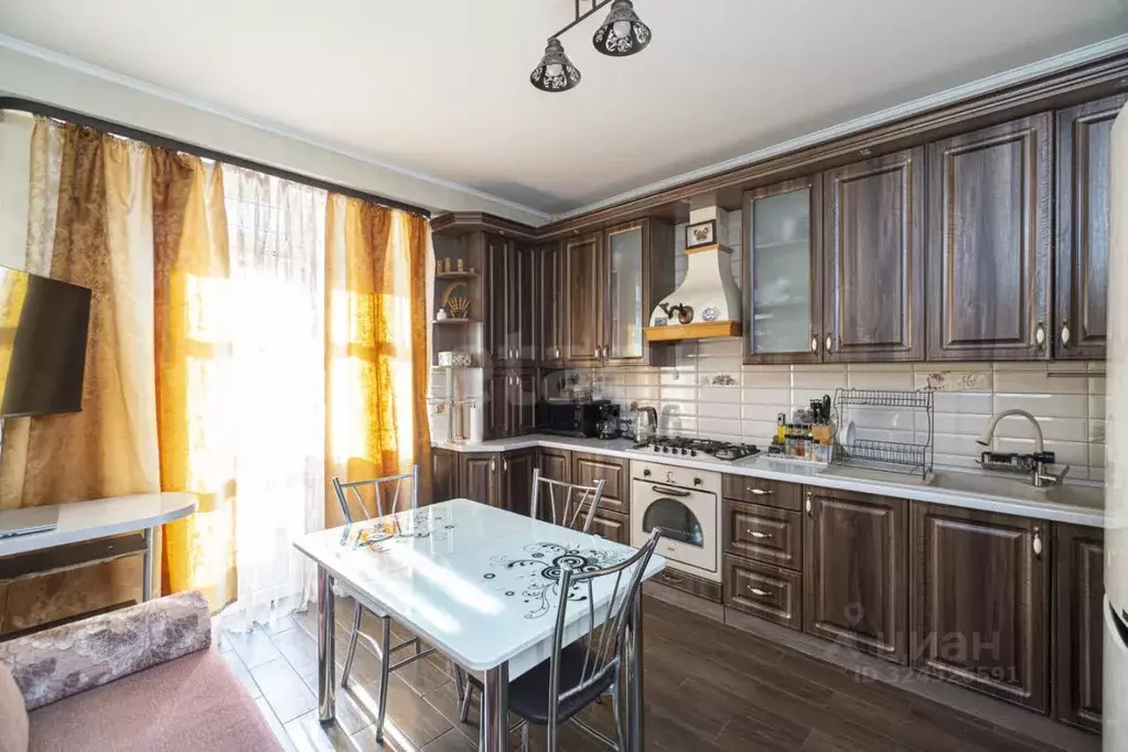 2-к кв. Севастополь просп. Генерала Острякова, 229/1 (63.1 м) - Фото 1