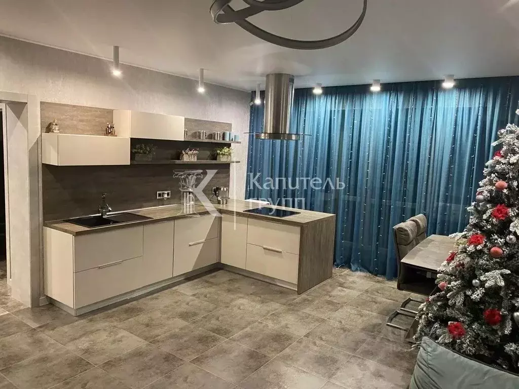 2-к кв. Тюменская область, Тюмень ул. Максима Горького, 90 (84.5 м) - Фото 2