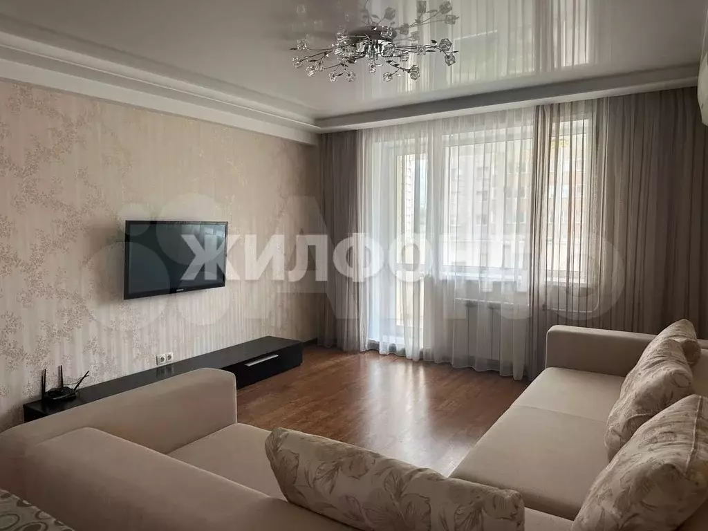 2-к. квартира, 76 м, 3/17 эт. - Фото 0