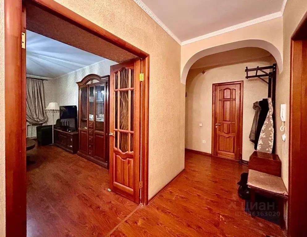 3-к кв. Башкортостан, Уфа ул. Гафури, 54 (101.1 м) - Фото 2