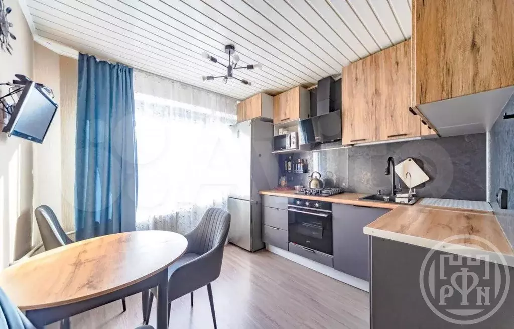 3-к. квартира, 73 м, 5/5 эт. - Фото 1