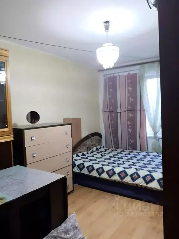 Комната Челябинская область, Челябинск ул. Молодогвардейцев, 46 (17.0 ... - Фото 0