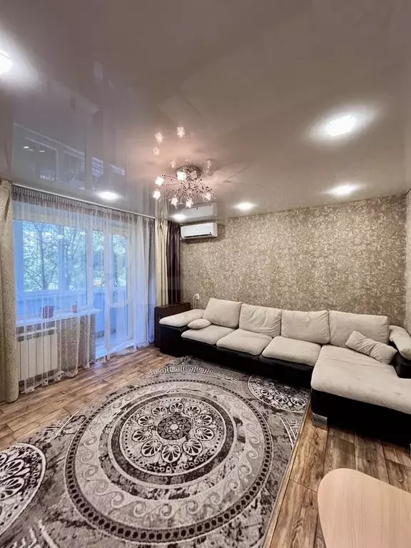3-к. квартира, 65 м, 2/9 эт. - Фото 0