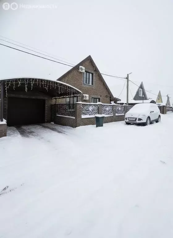 Дом в село Ивановка, улица Чкалова (160 м) - Фото 1