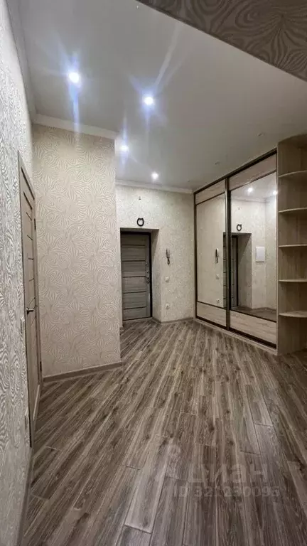 3-к кв. Омская область, Омск ул. Орджоникидзе, 13 (83.7 м) - Фото 1