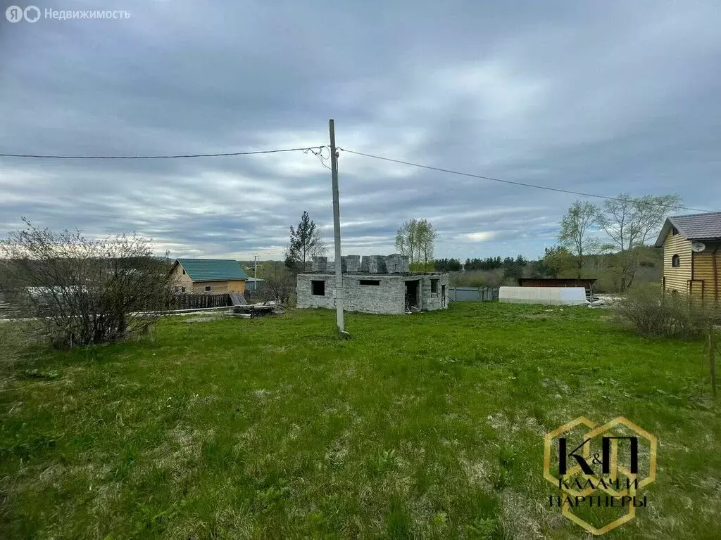 Дом в Полевской, улица Калинина, 50 (140 м) - Фото 0