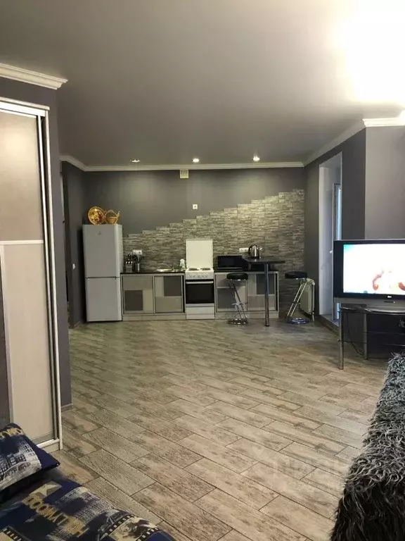 1-к кв. Омская область, Омск ул. Красный Путь, 105к1 (40.0 м) - Фото 0