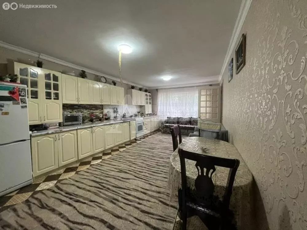 Дом в Зеленокумск, улица Кашпарова (120 м) - Фото 2