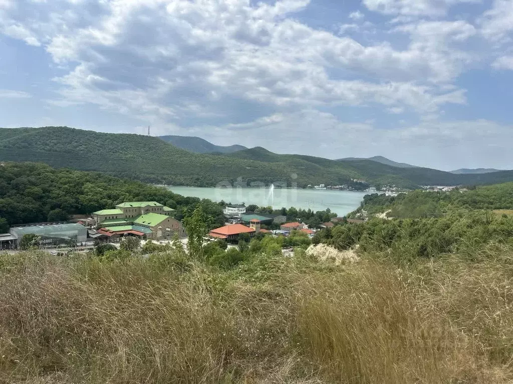 Участок в Краснодарский край, Новороссийск городской округ, с. ... - Фото 0