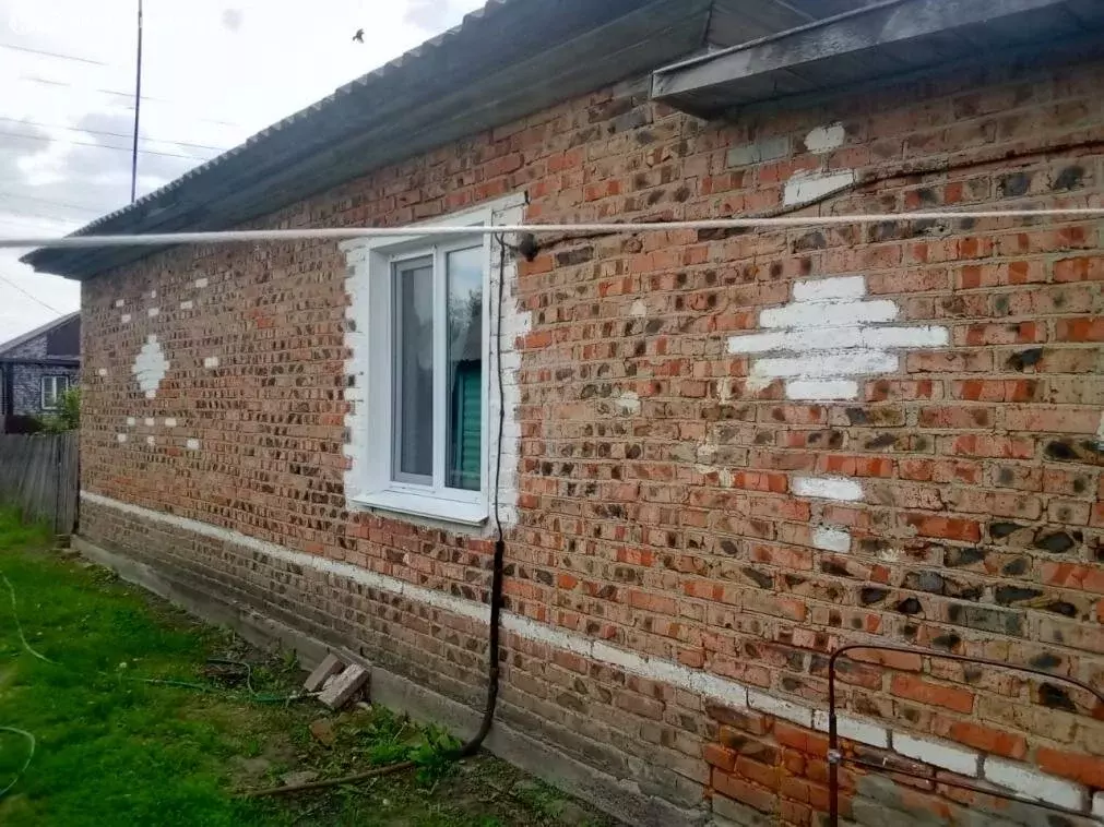 3-комнатная квартира: Любинский район, деревня Калиновка, 46 (66.7 м) - Фото 1