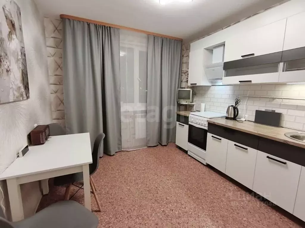 1-к кв. Вологодская область, Череповец Октябрьский просп., 82 (35.4 м) - Фото 2