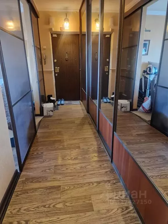 4-к кв. Челябинская область, Челябинск ул. Барбюса, 128А (80.3 м) - Фото 1