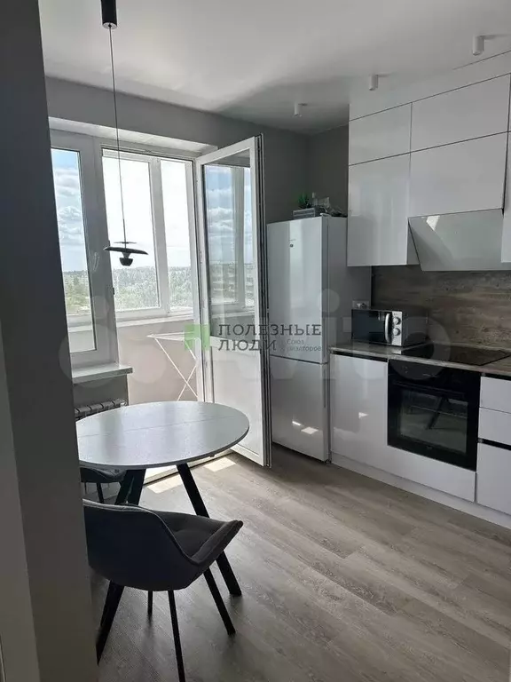 2-к. квартира, 50 м, 8/16 эт. - Фото 0
