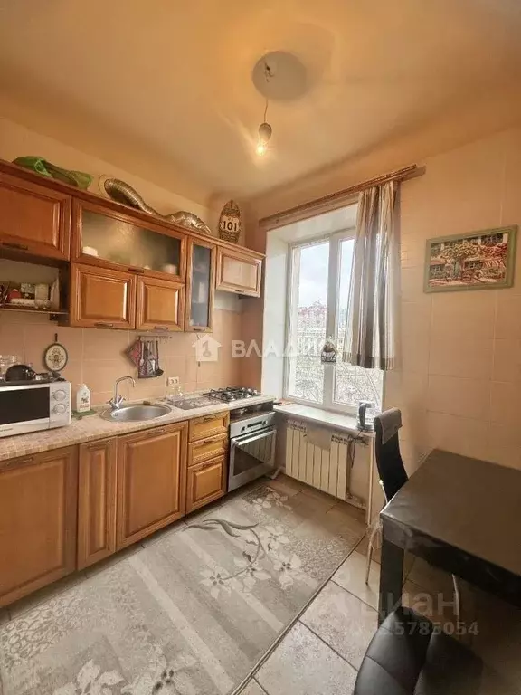 2-к кв. Волгоградская область, Волгоград Коммунистическая ул., 16А ... - Фото 0