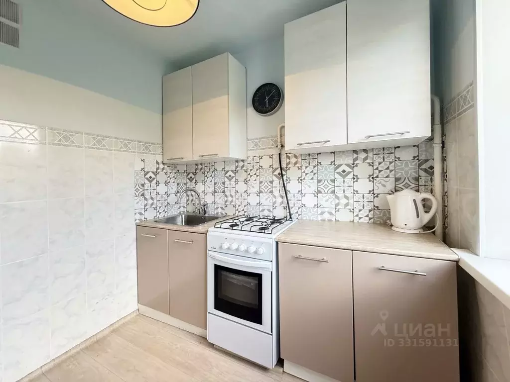2-к кв. Башкортостан, Уфа ул. Блюхера, 42 (46.5 м) - Фото 1
