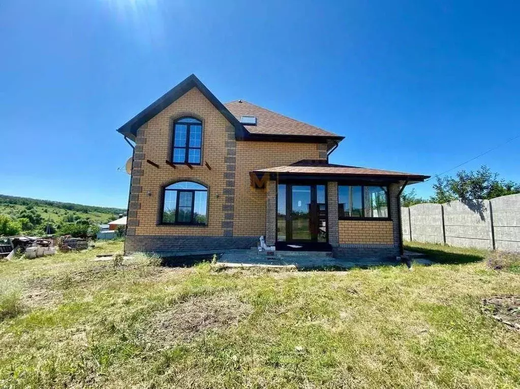 Дом в Белгородская область, Белгородский район, Головинское с/пос, с. ... - Фото 1