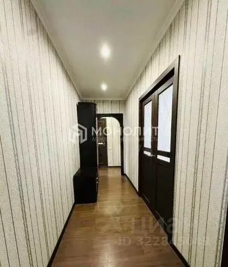 3-к кв. Белгородская область, Старый Оскол Восточный мкр, 1Ак1 (63.0 ... - Фото 2