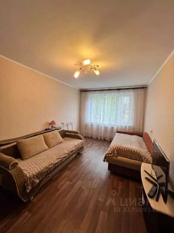 2-к кв. Ленинградская область, Сланцы Почтовый пер., 13 (55.7 м) - Фото 0