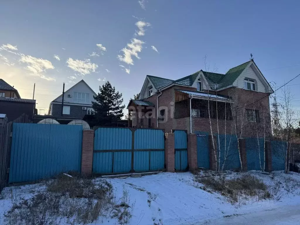 Дом в Бурятия, Улан-Удэ пос. Светлый, ул. Небесная, 1 (284 м) - Фото 1